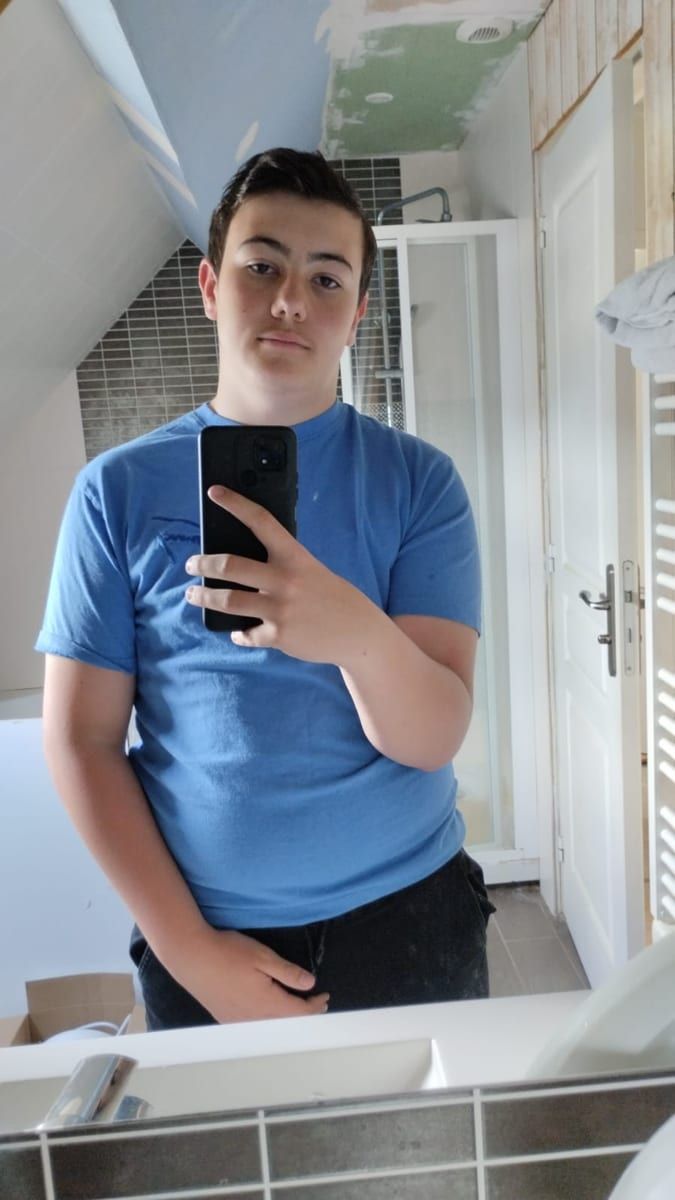 Profil de Eleuthere